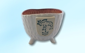 Ceramic candy on legs with Lazdijai coat of arms