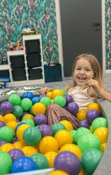 Посещение детской игровой комнаты.