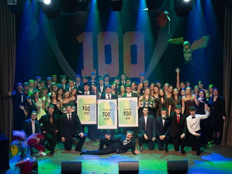 Gift to the city from graduates of the 100th (21st) class of LMGG